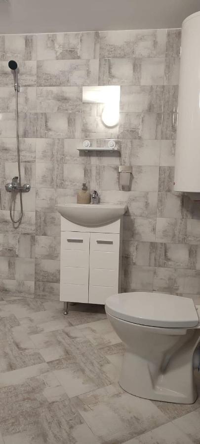 Arts Guest House -Beautiful Villa For 6 Persons فيليكو ترنوفو المظهر الخارجي الصورة