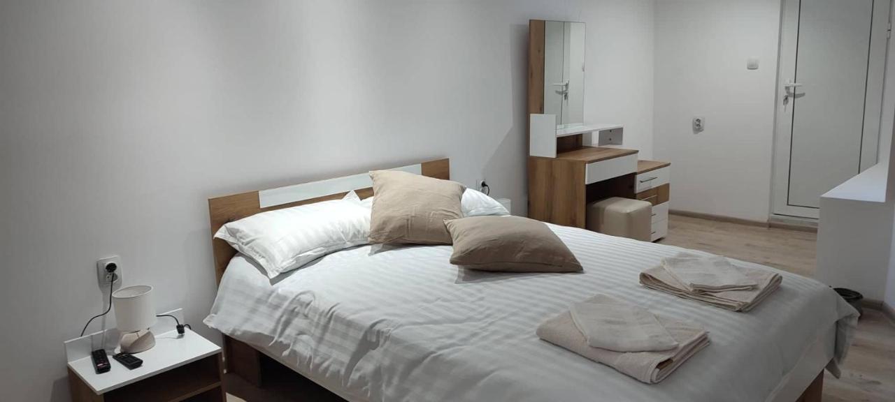 Arts Guest House -Beautiful Villa For 6 Persons فيليكو ترنوفو المظهر الخارجي الصورة