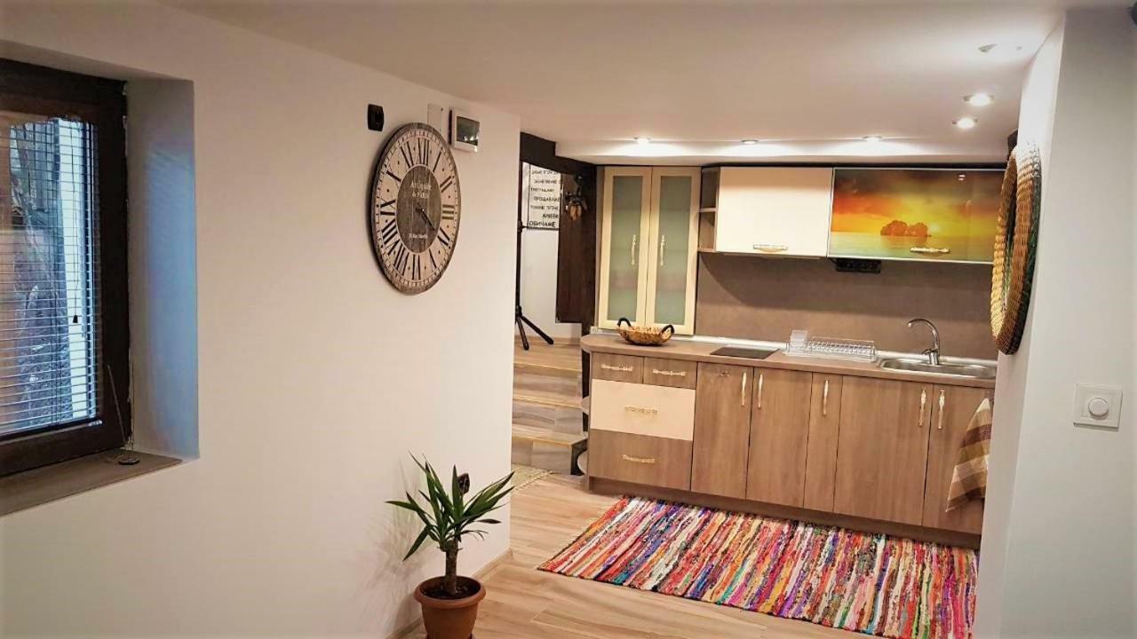 Arts Guest House -Beautiful Villa For 6 Persons فيليكو ترنوفو المظهر الخارجي الصورة