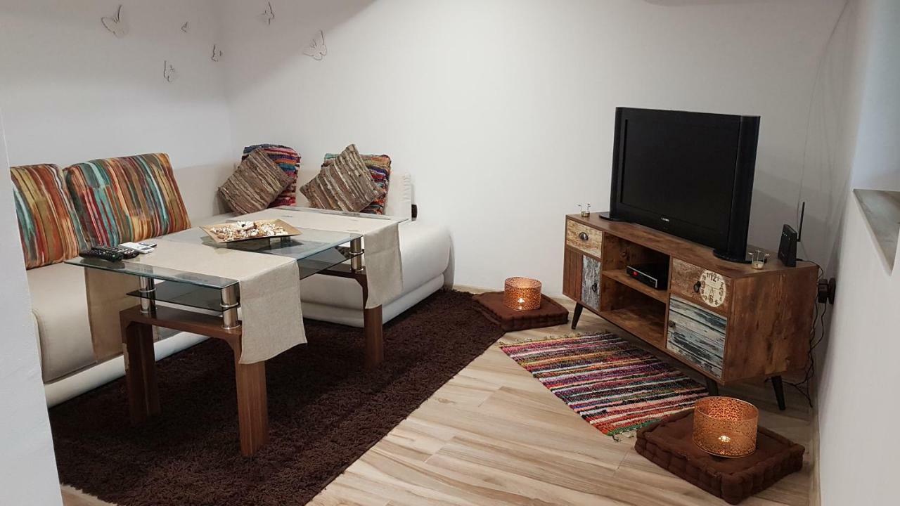 Arts Guest House -Beautiful Villa For 6 Persons فيليكو ترنوفو المظهر الخارجي الصورة